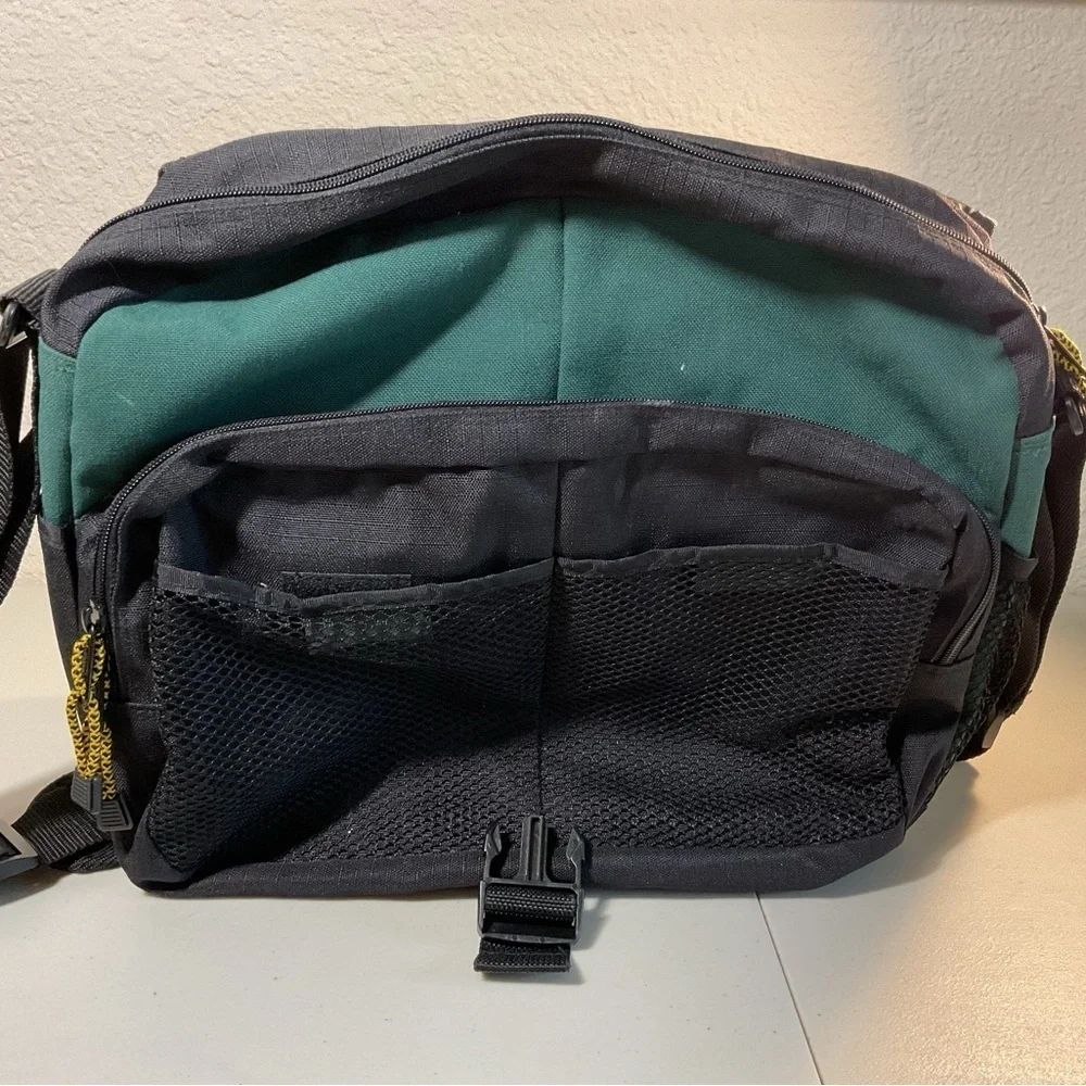 N/A functional green